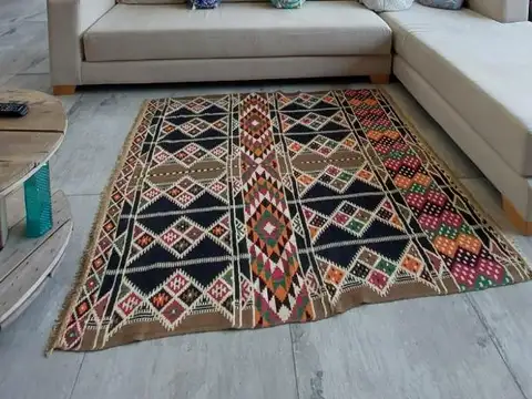 Casa 5 ambientes con 3 baños