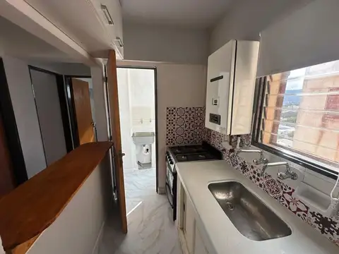 Macrocentro. Bolivar 1200