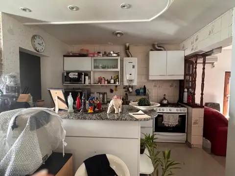 VENTA DE CASA- B° EL HORNERO