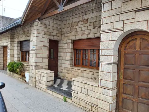 Casa - Venta - Argentina, Concordia - BERNARDO DE IRIGOYEN 100