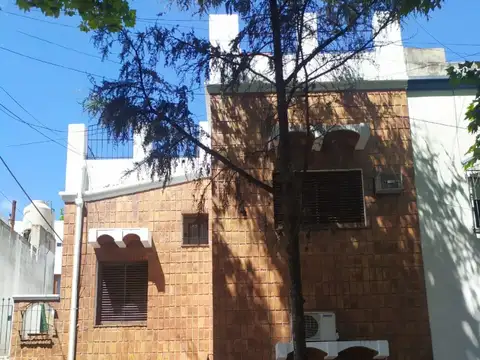 CASA  LINIERS IMPECABLE (BARRIO MIL CASITAS)