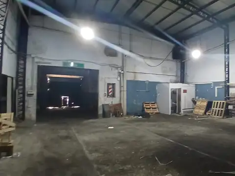 Galpon en Venta 12  mts Frente