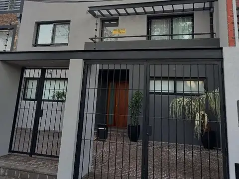 CASA EN VENTA EN MARTINEZ