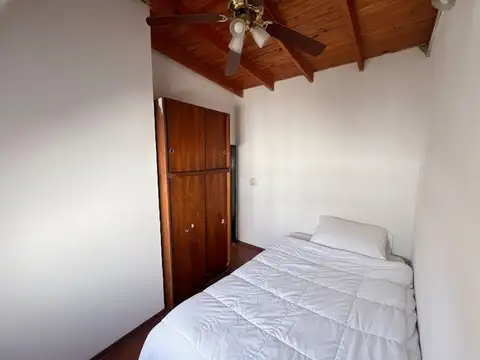 Depto Tipo Casa 4 ambientes con 1 baño