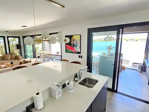 Casa en Venta en San Gabriel, USD 690.000