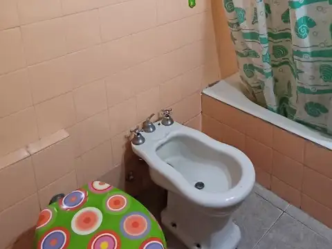 Alquiler Temporal dpto 2 Ambientes AMUEBLADO con Patio en Caballito