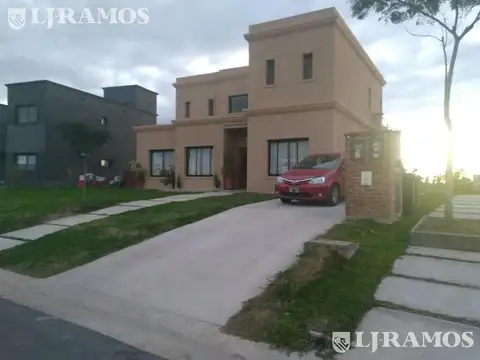 Casa en Venta de 6 dormitorios
