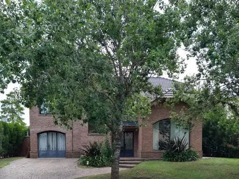 Casa en Venta en Septiembre, USD 398.000