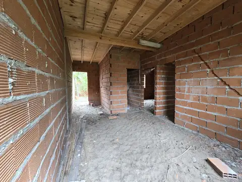 Casa 3 ambientes con 1 baño