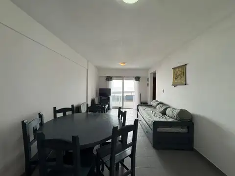 Departamento en Alquiler en Villa Gesell, $ 1