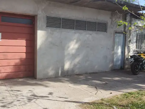 Lote con Losa de 8.66 x 18 Ideal Construcción y Cocheras