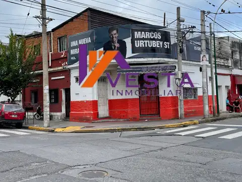 Avenida Entre Rios Al 1000-casa (ph)-venta