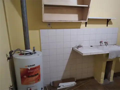 Casa 5 ambientes con 2 baños