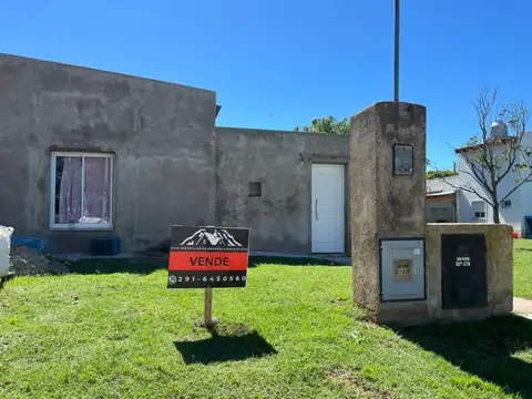 Casa en venta c/ cochera en Saldungaray