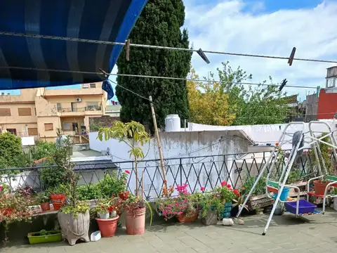 Depto Tipo Casa en Venta de 3 ambientes