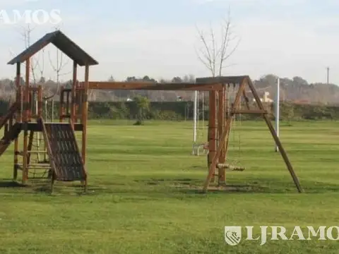 Av de los Lagos El Canton Norte PG