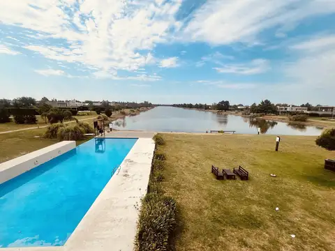 2 lotes juntos venta en Puerto Roldan