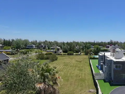 2 lotes juntos venta en Puerto Roldan