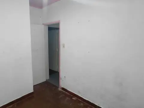 CHALET TEJAS COLONIALES 3 AMBTES EN BUENA ZONA