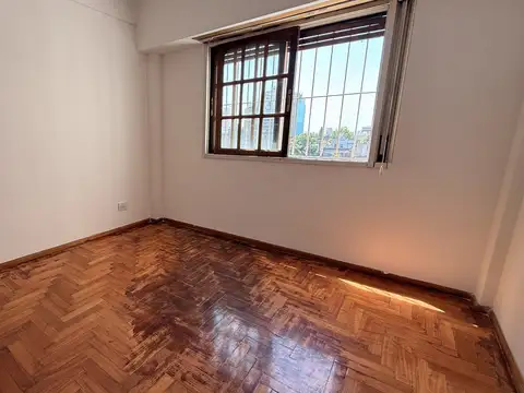 Departamento en Alquiler en Villa Luro, $ 950.000