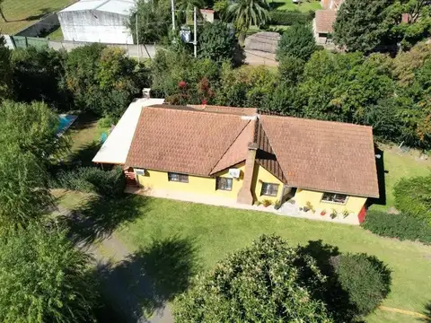 Casa en Venta con 1 cochera
