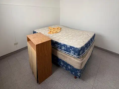 Casa 5 ambientes con 1 baño