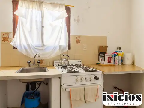 Casa 3 ambientes con 2 baños