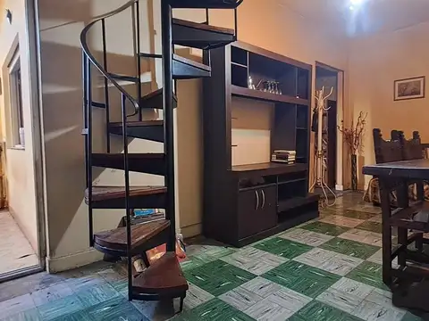 Depto Tipo Casa en Venta de 3 ambientes