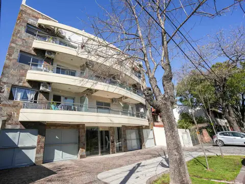 Cochera fija y cubierta en venta en ViIla Devoto