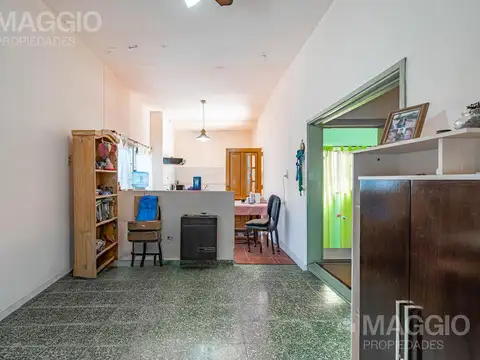 Casa 3 ambientes con 1 baño