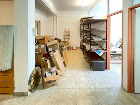 AMPLIO 4 AMBIENTES OFICINA MUY LUMINOSO