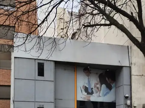 VENTA EXCLUSIVO LOCAL 245m² CUB EN NUEVA CORDOBA