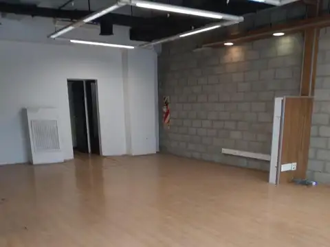 Local en Alquiler 40 años