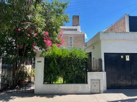 Casa en Venta - 3 Dormitorios - Fisherton