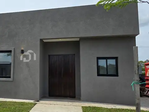 Casa  en Venta en San Ramón, Pilar del Este, Pilar