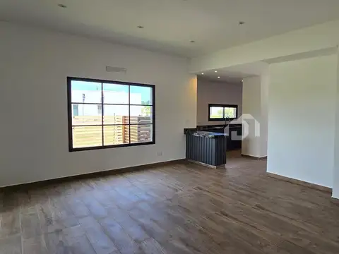 Casa  en Venta en San Ramón, Pilar del Este, Pilar