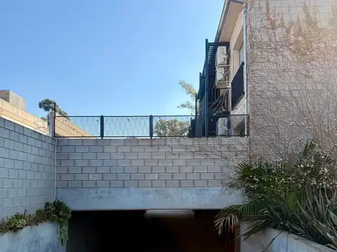 Venta Cochera Barrio Amapola Pilar