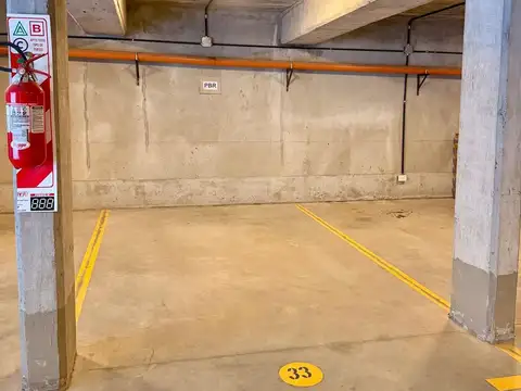 Venta Cochera Barrio Amapola Pilar