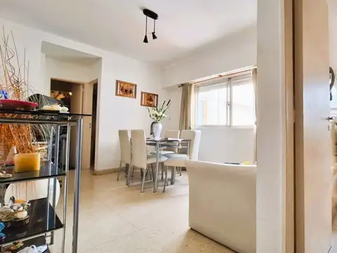 Almirante Brown 1400