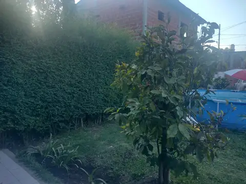 Casa 4 ambientes con 1 baño