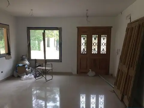 Tte Gral Uriburu, B° El Cortijo 597