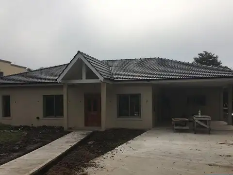 Venta casa a estrenar, B° El Cortijo, Los Polvorines