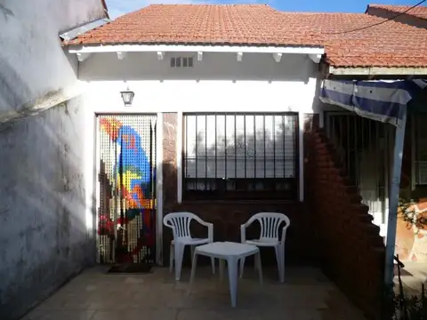 Casa 3 ambientes con 1 baño