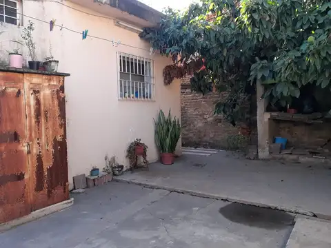 Apta Crédito -Casa al frente c/patio y terraza