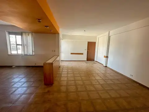 Oficina 3 ambientes con 1 baño
