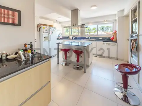 Departamento en Venta en Acassuso, USD 460.000