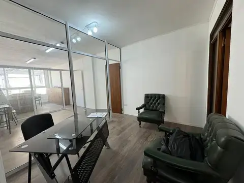 Oficina en Venta 40 años