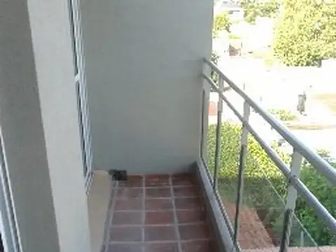 XINTEL(MBA-MBA-175) Departamento - Venta - Argentina, Quilmes - Zapiola 736