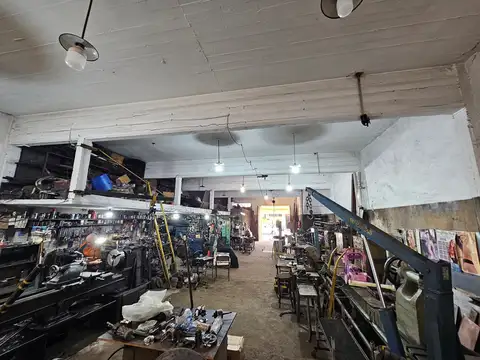 Galpon en Venta en Villa Lynch, USD 250.000