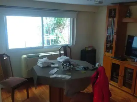 ARISTOBULO DEL VALLE 300